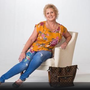 Meet your Posher, Nancy